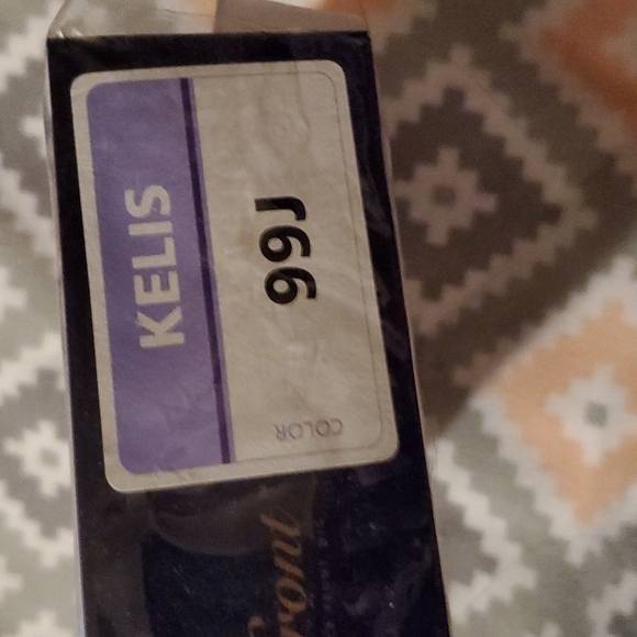 Classy!Outre▪️Lace Front Wig, Style: Kelis, Color: 99J, 5" L-Part, NWT - Picture 4 of 7